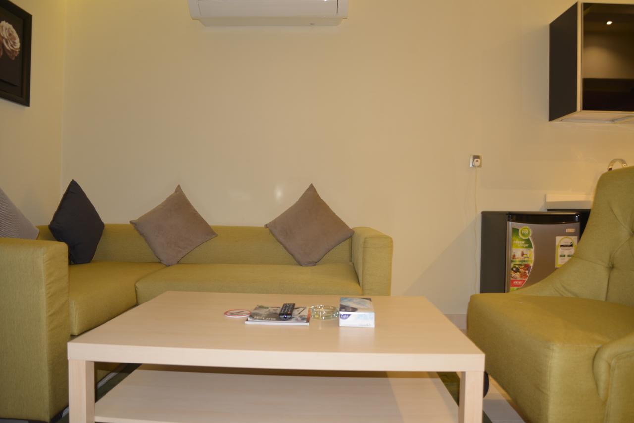 Silver City 2 Business Hotel Apartments Jeddah Exterior photo